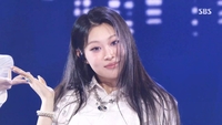 ‘중화권 라이징 스타’ 니나(NINA), 신곡 ‘Why’로 음악방송 접수