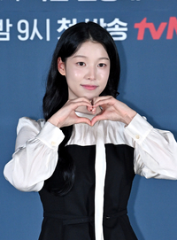 [포토]백예인, 하트 받아 주세요!