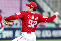 이로운, 데뷔 첫 QS! SSG도 연패 탈출…곽빈, 2G 연속 ‘7이닝 1실점’ 패전 [SS잠실in]