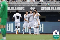 결정력에서 앞선 수원 삼성, 서울E 1-0 잡고 우승 ‘7부 능선’ 넘었다…2위 대구에 7점 앞선 1위[현장리뷰]