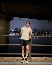 ‘4년 만에 컴백’ 최강창민, 밤낮없이 뛰는 중…“더 잘생겨졌다”