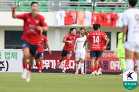 지긋지긋한 무승부 퍼레이드…김천, 강원과 2-0 이기다 2-2 무승부[현장리뷰]