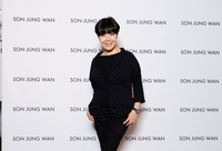 손정완, 뉴욕패션위크 29번째 무대… 27SS 컬렉션 ‘EVER BECOMING’ 성료