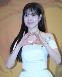 “연예인 얼굴은 아냐” 솔직 고백…김아영 친오빠의 장문 SNS 화제