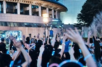 오케스트라가 연주하고 모델이 걷는다…예술의전당 야외 광장의 ‘9월 변신’