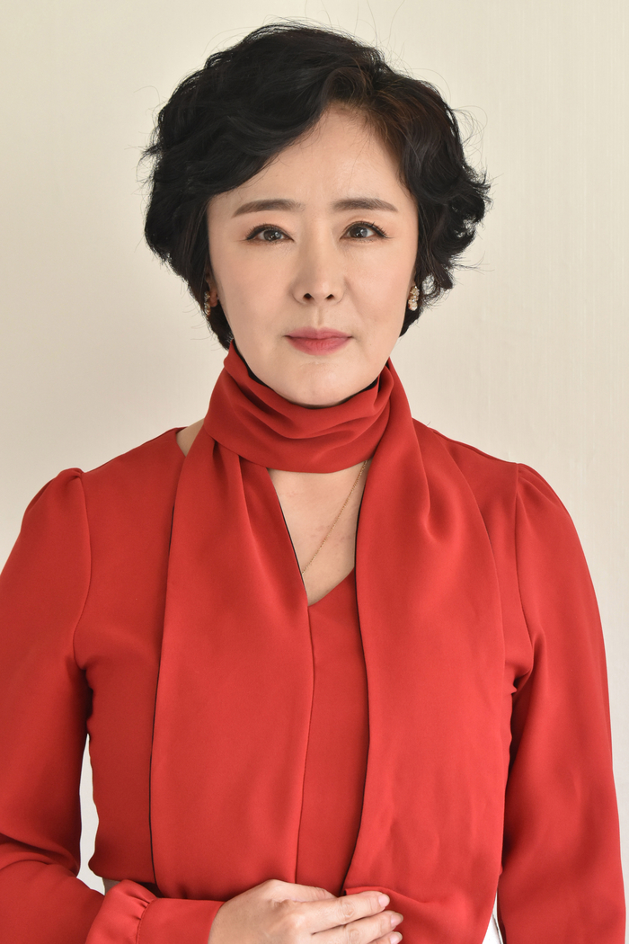 공채탤런트인데 왜 굳이 연극을?…이주화 “드라마 섭외가 안와서 그렇지” 반전의 33년