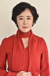 공채탤런트인데 왜 굳이 연극을?…이주화 “드라마 섭외가 안와서 그렇지” 반전의 33년