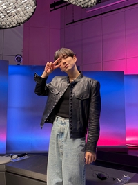 몬스타엑스 기현, ‘리무진서비스’서 명품 라이브…“도무지 숨길 수 없는 에너지”