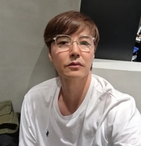 “벌써 52세라고?” 윤상현, 수염 밀고 확 달라진 근황…日 팬들 ‘열광’