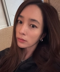 ‘300억 부동산’ 이민정, 백만년 만에 셀카 올렸다…팬들 “이건 남겨야 해”