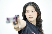 ‘여자 10m 공기권총 추가은, AG ‘신기록’으로 1위 결선행…‘파리 金’ 오예진 결선 실패+단체전은 ‘은메달’ 확보[SS나고야in]