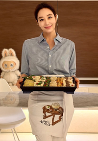 김혜수, 추석엔 드레스 대신 앞치마…‘한국인의 밥상’ 들고 나타난 뜻밖의 모습