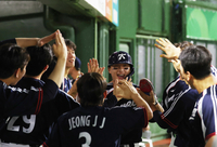 윤동희 2루타→문현빈 적시타! 한국, 일본에 ‘설욕전’ 본격 스타트…만루 찬스 무산은 옥에티 [SS도요하시in]
