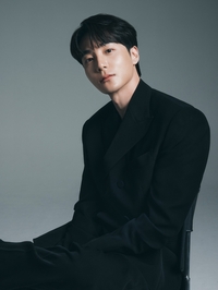 ‘안소희 친분 논란’ 로이킴, 8년째 억울한 남자…“성장하는 기회가 되길”