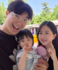 ‘이번엔 기차탔다’…박수홍♥김다예, ‘비행기 논란’ 한달뒤 부산行