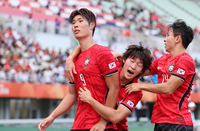 中 ‘최산 세리머니’ 도발+‘쿵푸’ 축구 넘었다…‘이영준·배준호 연속골’ 이민성호, 중국 2-1로 꺾고 ‘4연패’ 향한 결승행[SS오사카in]