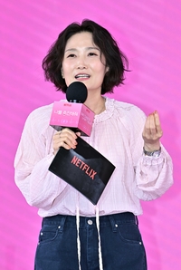 [포토]‘나를 충전해줘’ 제작발표회 진행하는 박경림