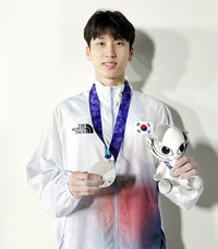 “끝난 게 아니다”…이도현 은메달·정지민 동메달, 한국 클라이밍의 도전은 계속된다