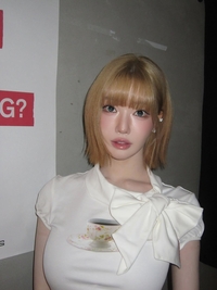‘마약 조사’ 과즙세연, ‘엑셀 방송’ 대표로 변신…첫날부터 1억 벌었다