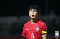 “군대 안 간다” 축구 대표팀 발에 뒤집힌 여론…동계 국대 호소에도 “상무도 특혜”