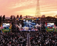 ‘렛츠락페스티벌’, 20주년 대장정 성황리 폐막…한강변 물들인 록의 거대한 함성
