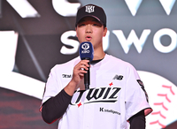 ‘이승원 2억5000만원’ KT, 2027년 신인 11명과 계약 완료…최지만은 규정상 ‘계약금 無’