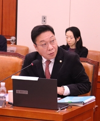 정가 37배 암표에 굿즈 끼워팔기까지… 암표방지법 비웃는 꼼수 [26국정감사]