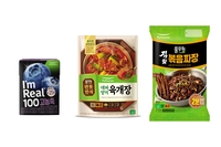 풀무원, 냉장고 밖으로 영토 확장…상반기 실온식품 매출 25%↑ [SS포커스]