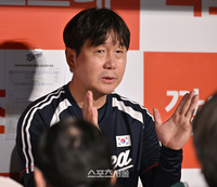[공식] ‘김경문 시대 끝, 류지현 시대 시작’…한화, 3년 20억에 ‘뉴 이글스’ 출범