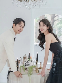 미스코리아 출신 엄지민 YTN 앵커·정우철 도슨트, 깜짝 결혼 발표 “평생의 응원군 생겼다”