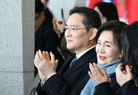 이재용, 모친 홍라희로부터 삼성전자 주식 2.6조원 증여