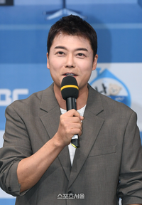 ‘축의금 억대’ 쓴 전현무, 드디어 결혼하나…강균성 “다음 주자는 현무 형”
