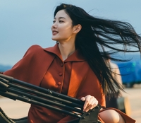 ‘100일의 거짓말’ 김유정, 속물적인, 그리고 매혹적인 ‘밀정’의 탄생 [함상범의 옥석]