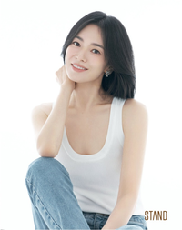 송혜교, 14년 만의 결별 후 전해진 근황…신생 STAND와 손잡았다