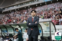 강원 정경호 “존경하는 김기동 감독님, 진심으로 우승 축하” [현장 인터뷰]