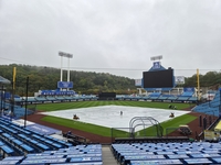 KIA-삼성 플레이오프 1차전, 날씨 때문에 정상 개시 가능할까