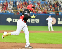 KIA의 완벽한 ‘페덱 공략’ PO1 승장 이범호 감독이 밝힌 비결 “길목 차단!”[장강훈의 눈]