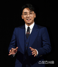 승리, 내년 1월 아빠된다…20대 여친과 결혼 예정