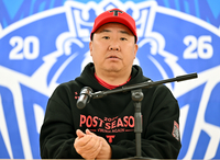 [포토] 이범호 감독 ‘후라도 공을 잘 친 이호연을 넣었다’
