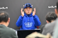 [포토]인터뷰 하는 삼성 박진만 감독