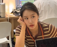 “제2의 박위?” 헤이지니, 공포의 ‘파묘’ 시작…에르메스 샌들에 유모차 토스까지