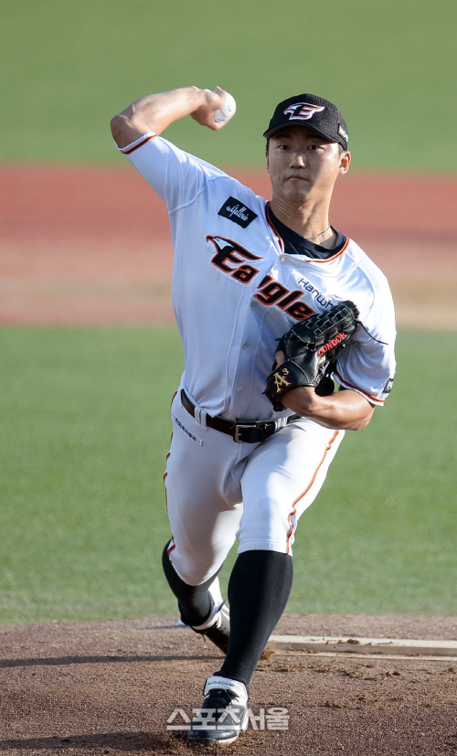 [SS포토] 한화 안영명 \'위닝시리즈를 위하여\'