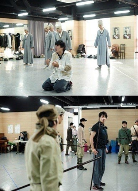 '슈퍼맨' 삼둥이 깜짝 놀랄 '연기하는 송일국' 포착…1인 2역도 '완벽 소화'