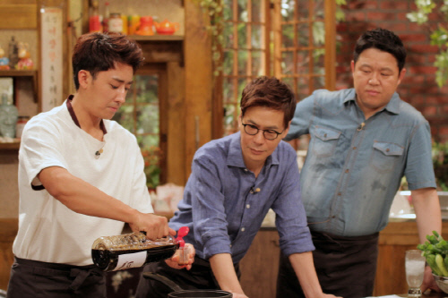 tvN \'집밥 백선생\' 만능간장 AS 편 방송 장면(01)