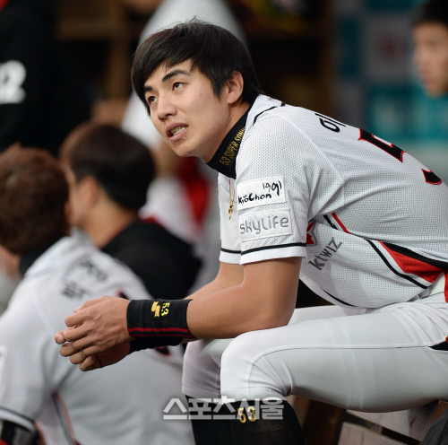 [SS포토] 이대형 \'잘 안 풀리네\'