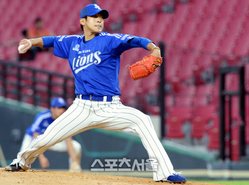 [SS포토] 삼성 윤성환, KIA 타선 상대로 이 악문 피칭!