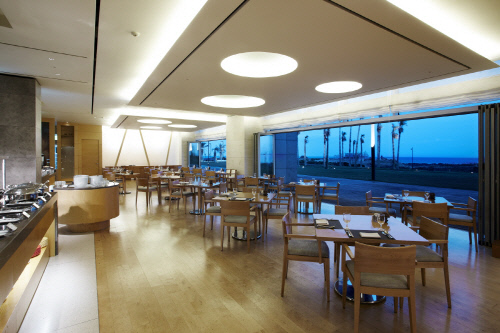 섬모라_와인뷔페