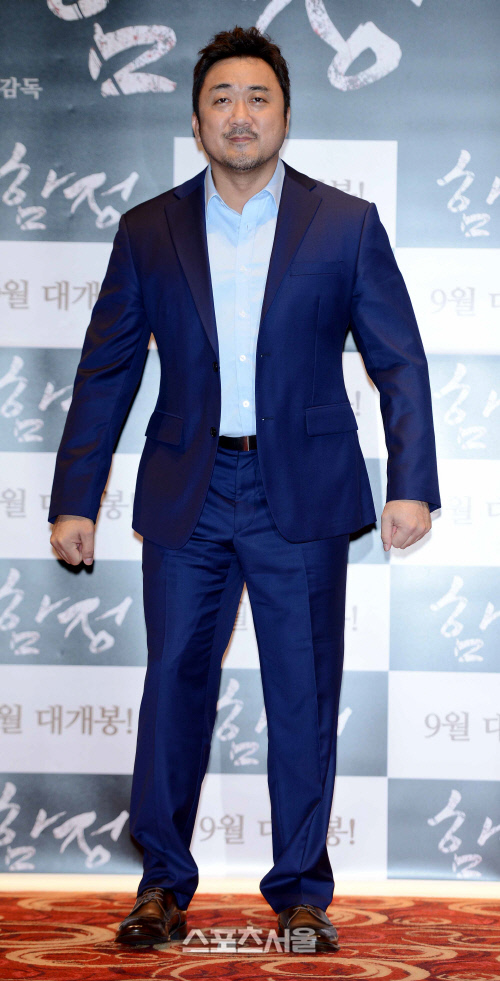 [SS포토]영화 '함정' 마동석, '한덩치 합니다~'