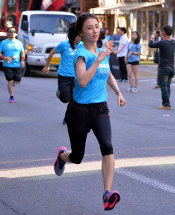 박하선 강영조기자