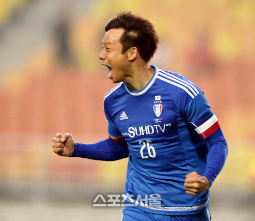 [SS포토]수원 염기훈, 2년전 2-6 참패를 갚아 주겠어